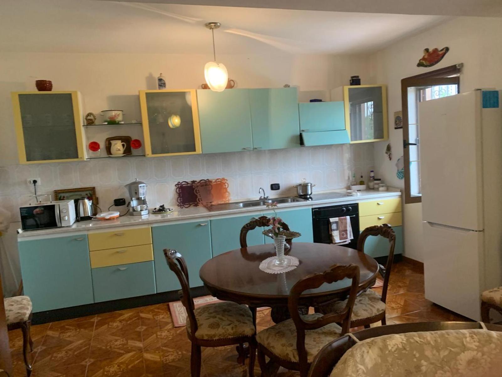 Guesthouse Villa Rosa Berat Quarto foto