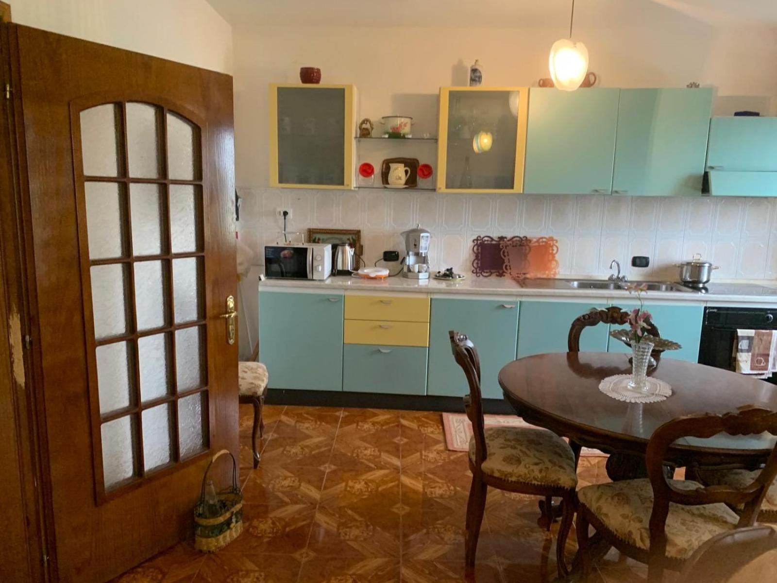 Guesthouse Villa Rosa Berat Quarto foto